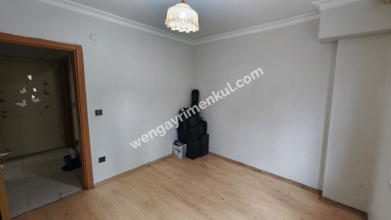 YAKUPLU MAH. 134. SK SATILIK 1+1 BAHÇE KATI DAİRE KAT MÜLKİYETLİ