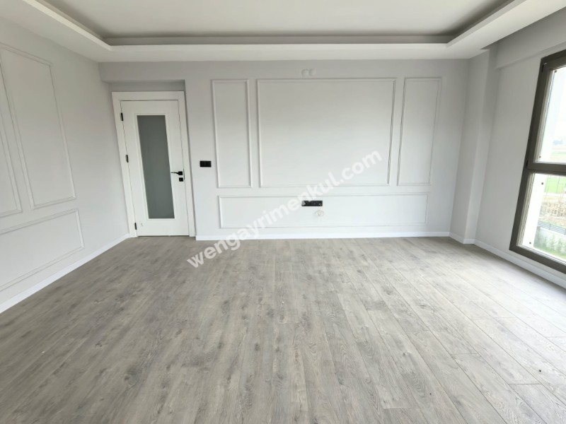 KUZEY DELUXE'TE HAVUZLU SİTEDE 3+1 SATILIK DAİRE