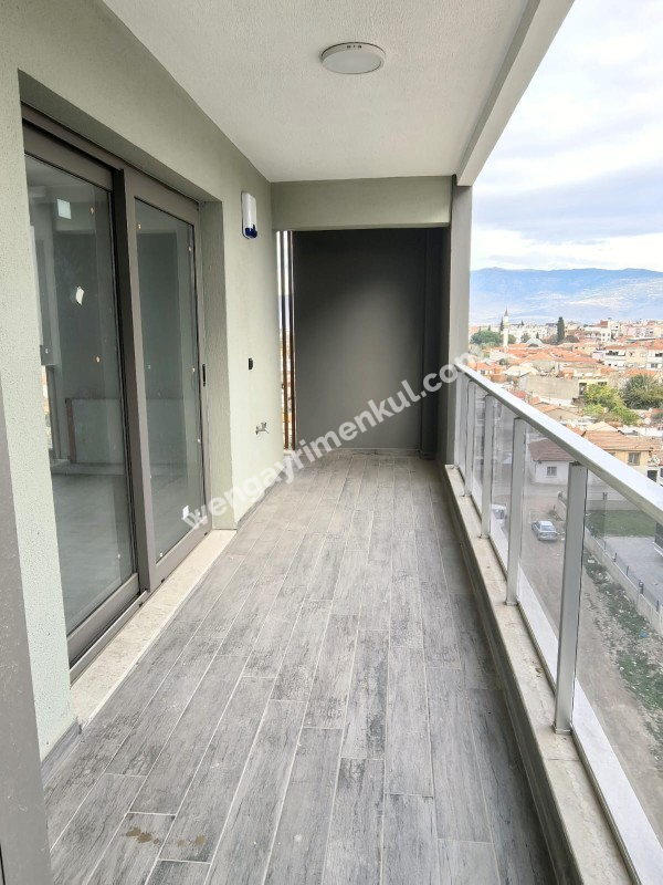 KUZEY DELUXE'TE HAVUZLU SİTEDE 3+1 SATILIK DAİRE