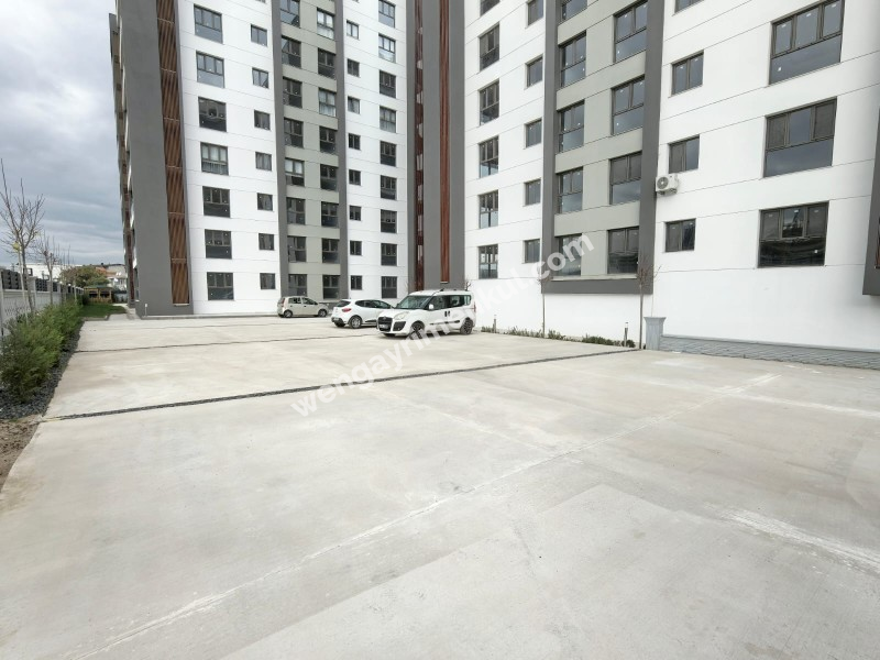 KUZEY DELUXE'TE HAVUZLU SİTEDE 3+1 SATILIK DAİRE