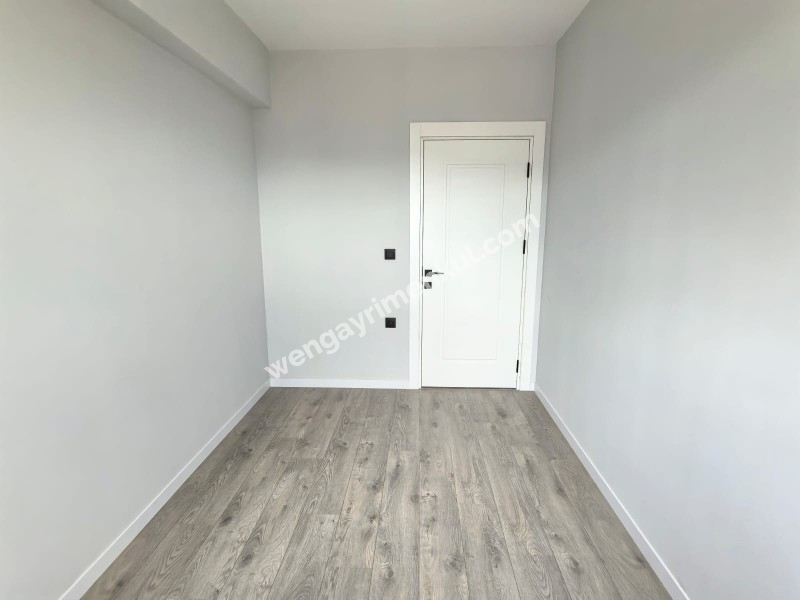 KUZEY DELUXE'TE HAVUZLU SİTEDE 3+1 SATILIK DAİRE