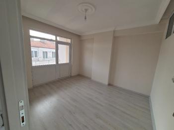 GÜVENAY - ÇORUM GÜLABİBEY NURETTİNBEY CAD. ÜZEERİ 2+1 KİRALIK DAİRE