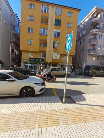 GÜVENAY - ÇORUM BAHÇELİEVLER İLKÖĞRETİM OKULU YANI 18 m2  SATILIK DÜKKAN 