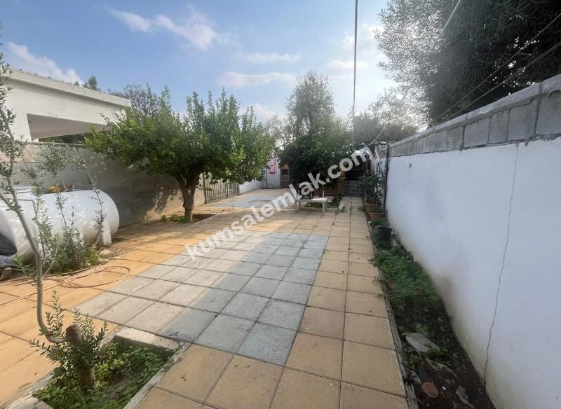 Lefkoşa Yenişehirde Ana Cadde Üstü İkiz Müstakil ( Ticari İzinli )