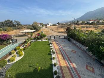 KKTC Girne Lapta Satılık Full Eşyalı 3+1 Villa