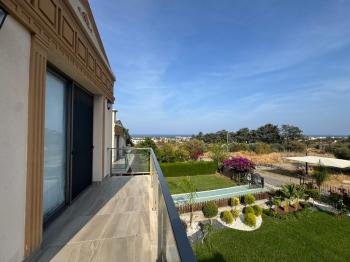 KKTC Girne Lapta Satılık Full Eşyalı 3+1 Villa