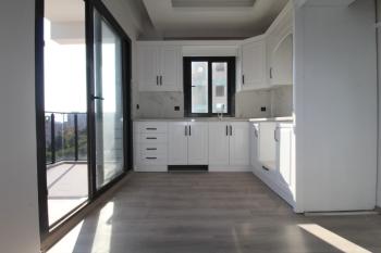 ASLAN'DAN ÇEŞMELİ DE D-400 E YAKIN 3 BLOKLU SİTE İÇİ SIFIR 2+1