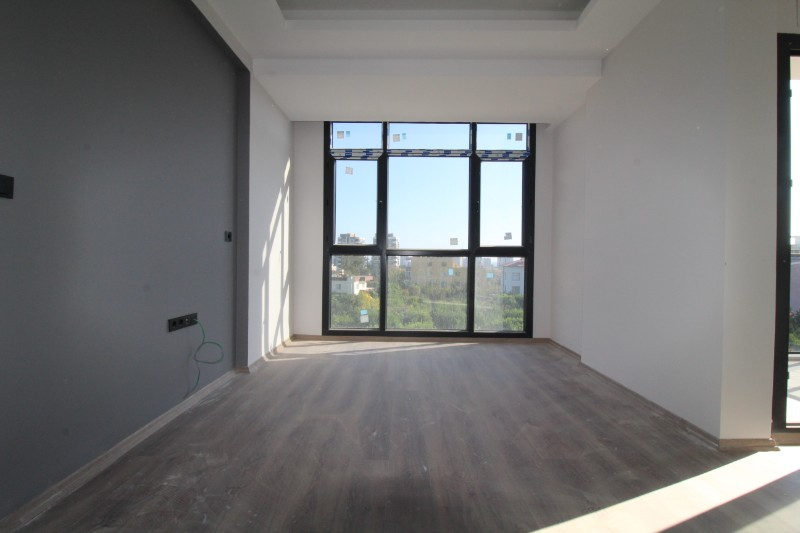 ASLAN'DAN ÇEŞMELİ DE D-400 E YAKIN 3 BLOKLU SİTE İÇİ SIFIR 2+1