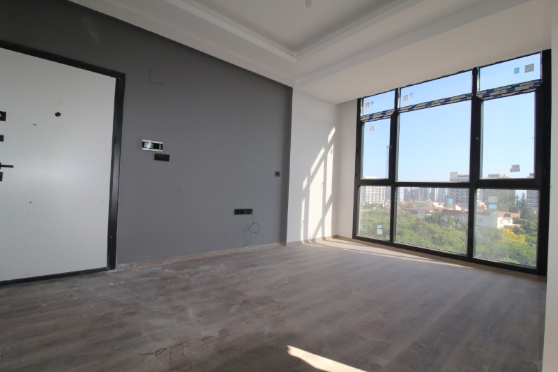 ASLAN'DAN ÇEŞMELİ DE D-400 E YAKIN 3 BLOKLU SİTE İÇİ SIFIR 2+1