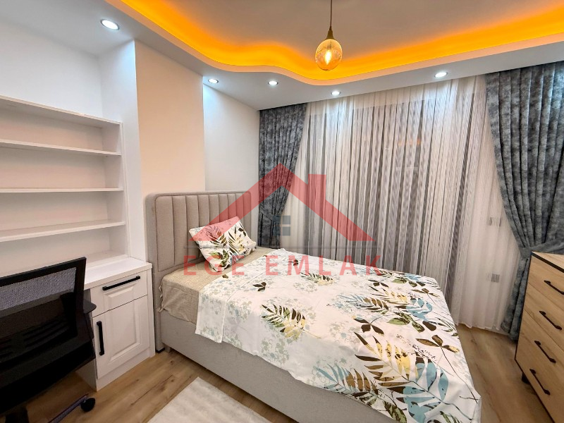 Didim Efeler Mahallesinde Site İçerisinde Satılık 3+1 Villa
