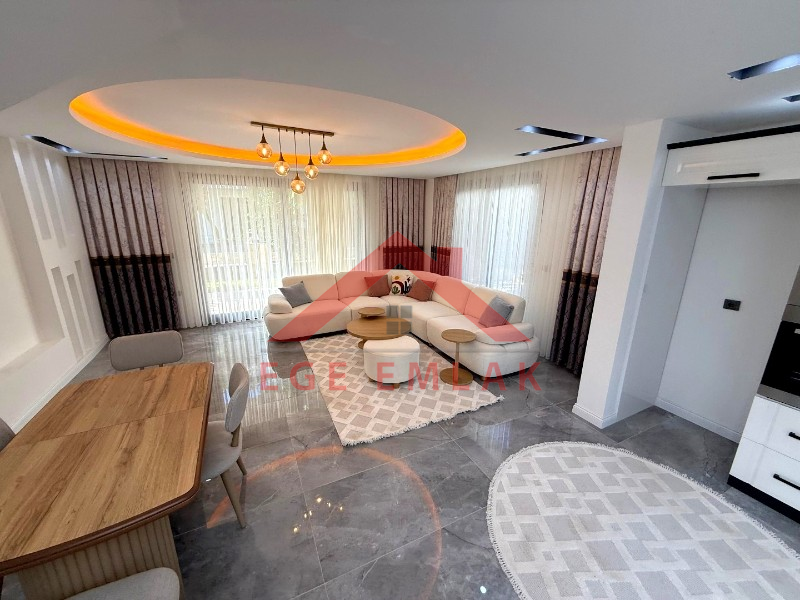 Didim Efeler Mahallesinde Site İçerisinde Satılık 3+1 Villa