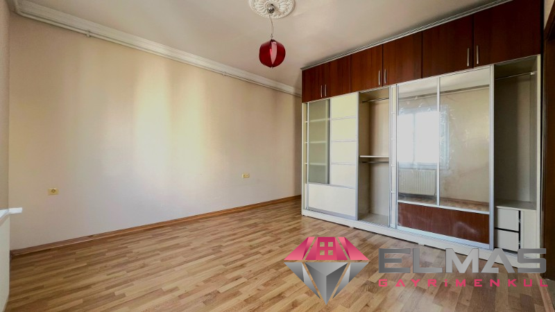 Elmas’tan Yeni Mah.’de Geniş Metraj Doğalgazlı Ferah 4+1