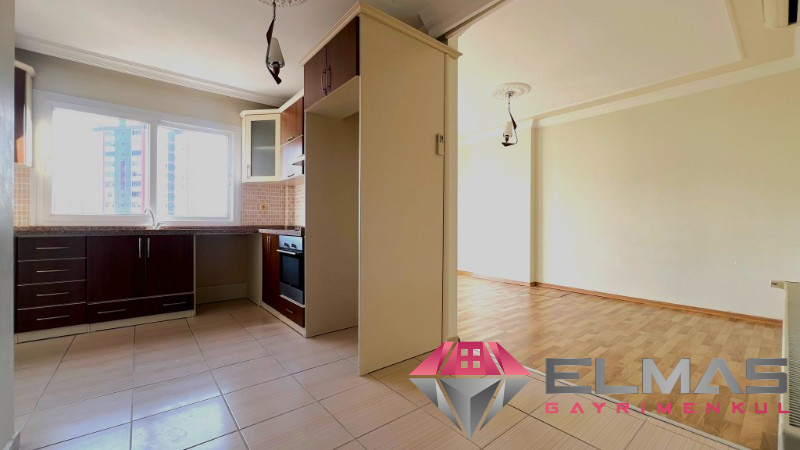 Elmas’tan Yeni Mah.’de Geniş Metraj Doğalgazlı Ferah 4+1