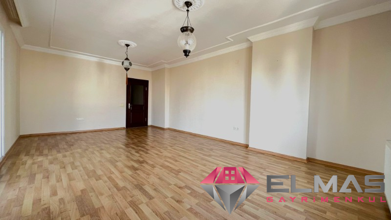 Elmas’tan Yeni Mah.’de Geniş Metraj Doğalgazlı Ferah 4+1