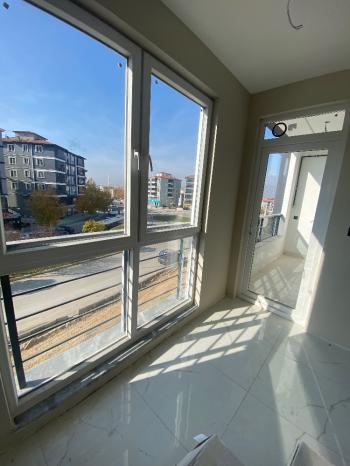 GÜVENAY – ÇORUM EROL OLÇAK HASTANESİ CİVARI 3+1 SATILIK DAİRE