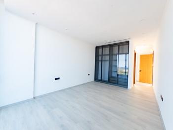 Kıbrıs Girne Çatalköy Bölgesinde Denize Sıfır 800 m2 Arsa İçerisinde 4+1 Lüks Türk Tapulu Villa