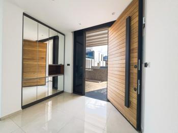 Kıbrıs Girne Çatalköy Bölgesinde Denize Sıfır 800 m2 Arsa İçerisinde 4+1 Lüks Türk Tapulu Villa