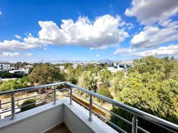 KKTC Lefkoşa Dereboyu Bölgesinde Satılık Full Eşyalı 2+1 Daire