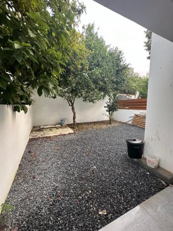 KKTC Girne Merkez Satılık 2 Katlı ve Çatı Teraslı İş Yeri Ofis 