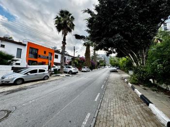 KKTC Girne Merkez Satılık 2 Katlı ve Çatı Teraslı İş Yeri Ofis 