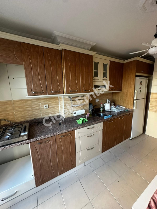 Çırçır Metro'ya 5 Dk 2+1 Balkonlu Güneş Gören Satılık Daire