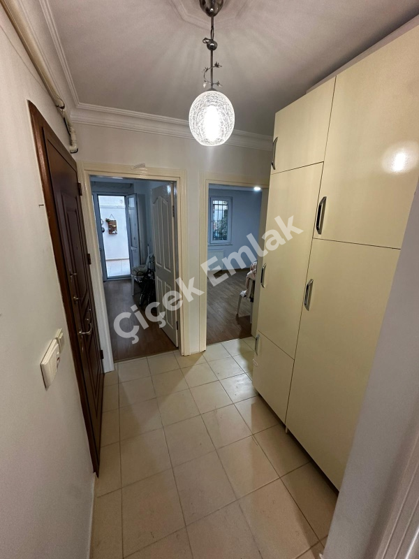 Çırçır Metro'ya 5 Dk 2+1 Balkonlu Güneş Gören Satılık Daire