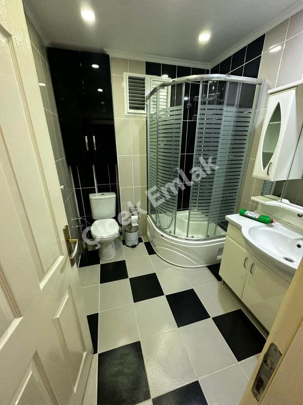 Çırçır Metro'ya 5 Dk 2+1 Balkonlu Güneş Gören Satılık Daire