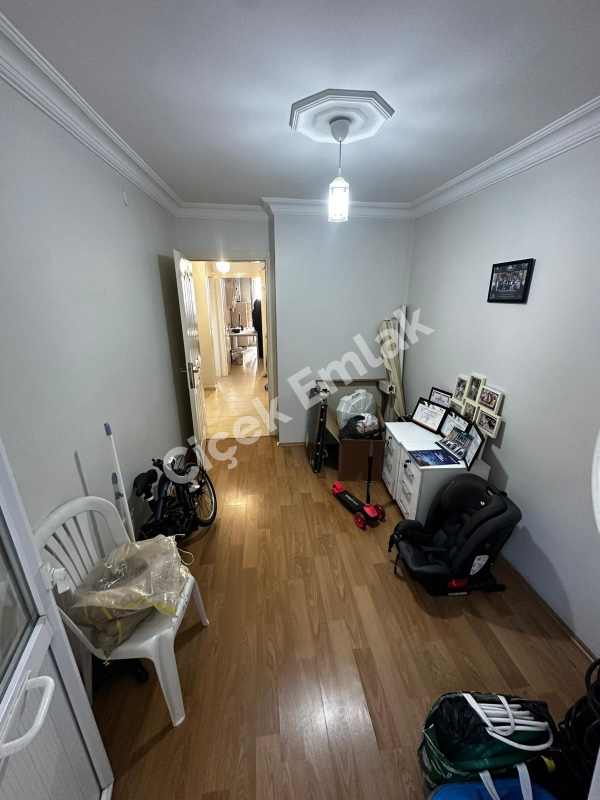 Çırçır Metro'ya 5 Dk 2+1 Balkonlu Güneş Gören Satılık Daire