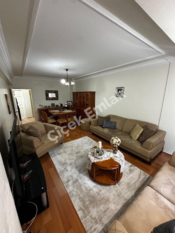 Alibey Hospital'e Yakın Konumu Süper 3+1 Asansörlü Satılık Daire