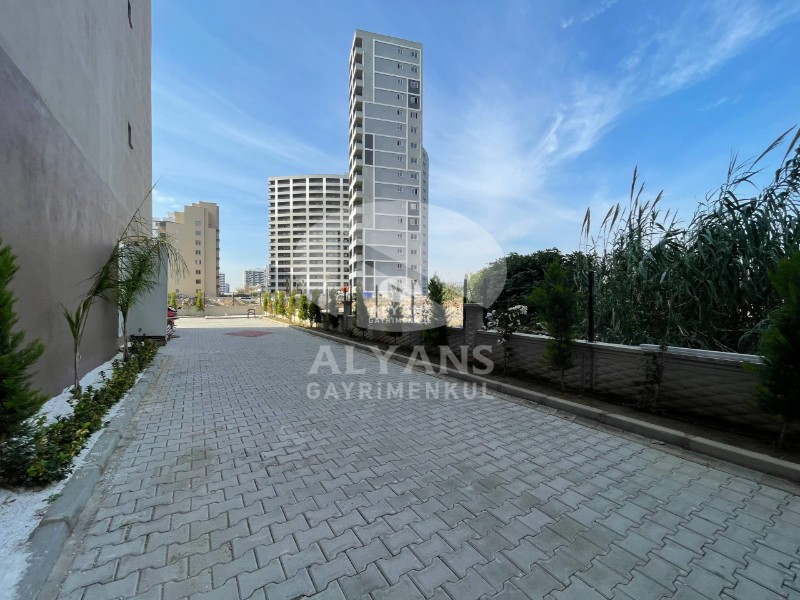 ALYANS'TAN TEK BLOK SİTE İÇİ FULL SOSYAL ALANLI JENERATÖRLÜ 1+1