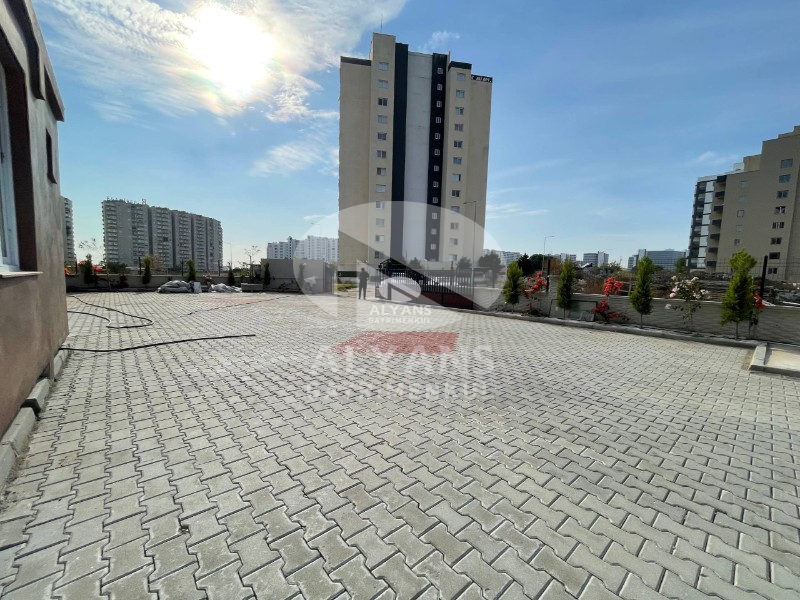 ALYANS'TAN TEK BLOK SİTE İÇİ FULL SOSYAL ALANLI JENERATÖRLÜ 1+1