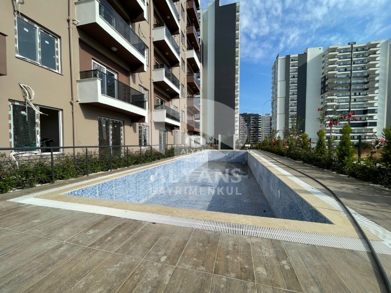 ALYANS'TAN TEK BLOK SİTE İÇİ FULL SOSYAL ALANLI JENERATÖRLÜ 1+1