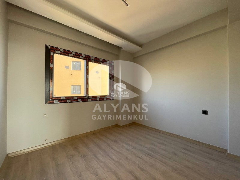 ALYANS'TAN ERDEMLİ'DE YATIRIM DEĞERİ YÜKSEK OTURUMA HAZIR 1+1