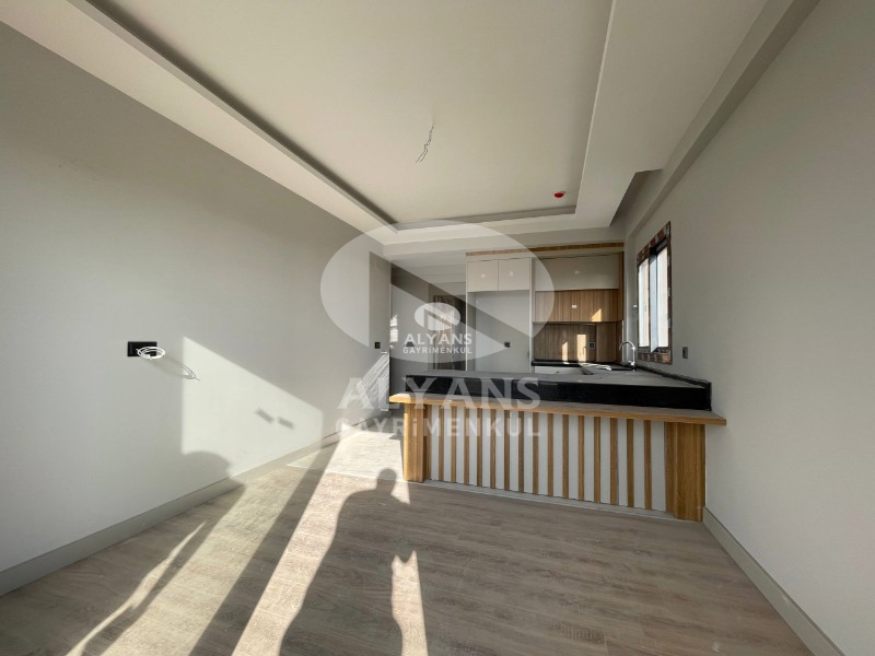 ALYANS'TAN ERDEMLİ'DE YATIRIM DEĞERİ YÜKSEK OTURUMA HAZIR 1+1