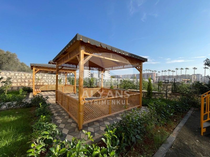 ALYANS'TAN ERDEMLİ'DE YATIRIM DEĞERİ YÜKSEK OTURUMA HAZIR 1+1