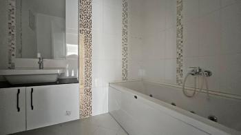 Elmas’tan Yeni Mah’de Deniz Manzaralı Doğalgazlı Geniş Ferah 3+1