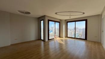 Elmas’tan Yeni Mah’de Deniz Manzaralı Doğalgazlı Geniş Ferah 3+1