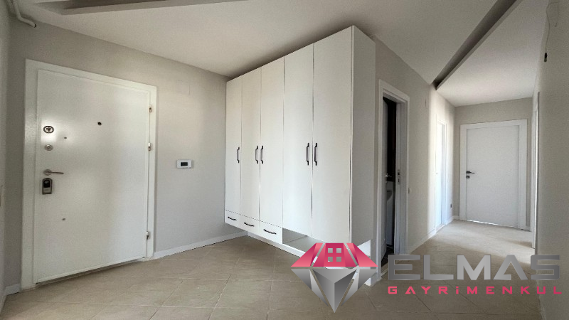 Elmas’tan Yeni Mah’de Deniz Manzaralı Doğalgazlı Geniş Ferah 3+1