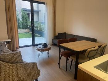 Wen Gayrimenkul den Naturalist Verde Kemerburgaz Projesinde Mobilyalı Kiralık 1+1 Bahçe Katı Daire