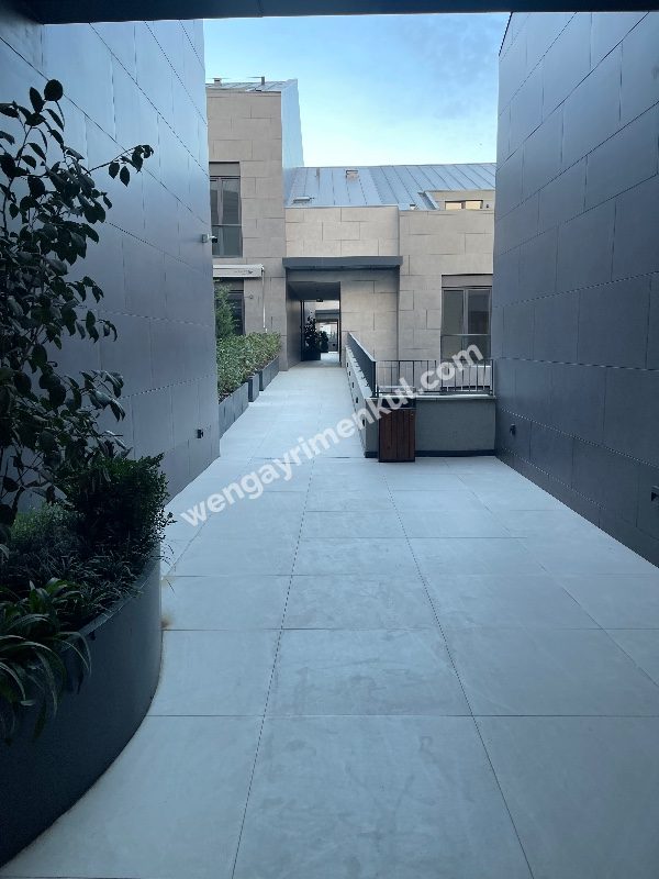 Wen Gayrimenkul den Naturalist Verde Kemerburgaz Projesinde Mobilyalı Kiralık 1+1 Bahçe Katı Daire