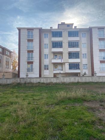 GÜVENAY - ÇORUM ASIKLAR TEPESİ 2+1 KİRALIK DAİRE