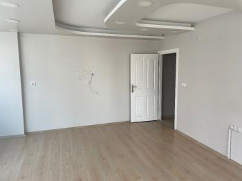 GÜVENAY - ÇORUM ULUKAVAK ADLİYE ARKASI 2+1 KİRALIK OFİS