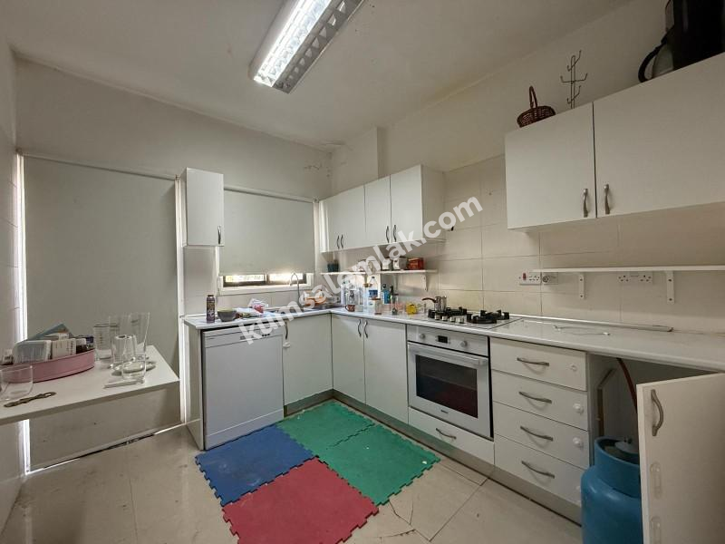 KÖŞKLÜÇİFTLİK'DE  TÜRK MALI DAİRE 