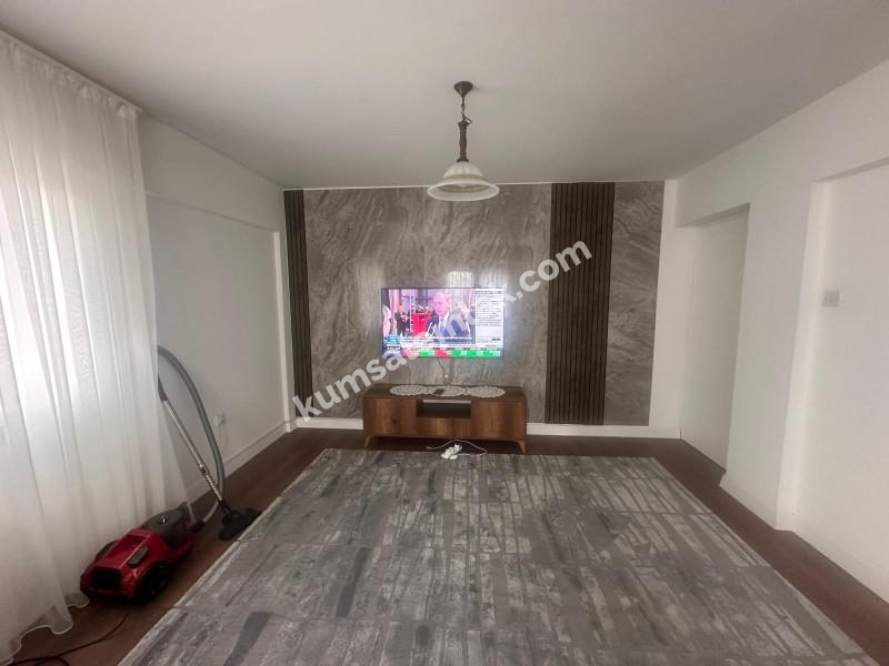 LEFKOŞA KUMSAL'DA  TÜRK MALI  SATILIK DAİRE