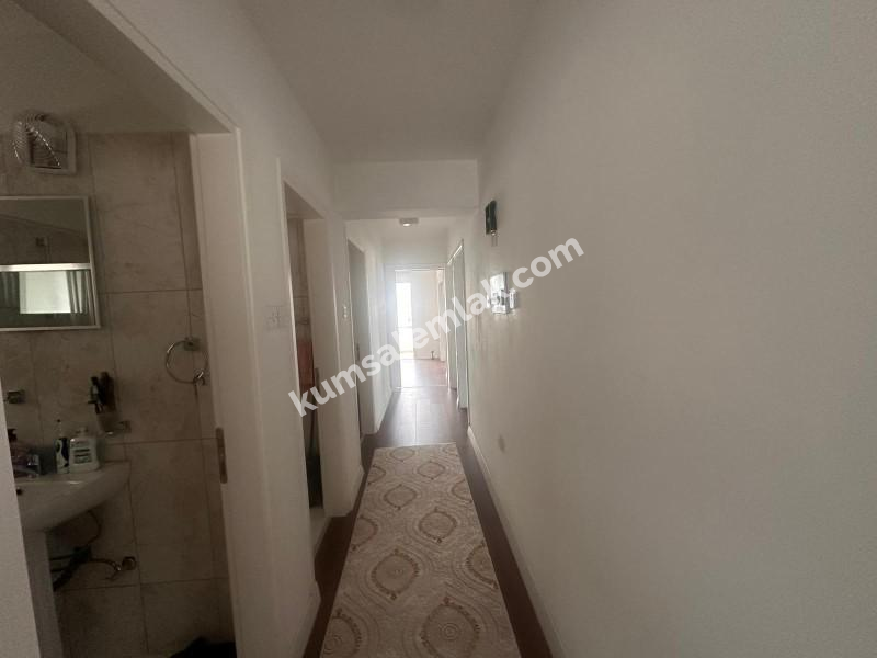 LEFKOŞA KUMSAL'DA  TÜRK MALI  SATILIK DAİRE