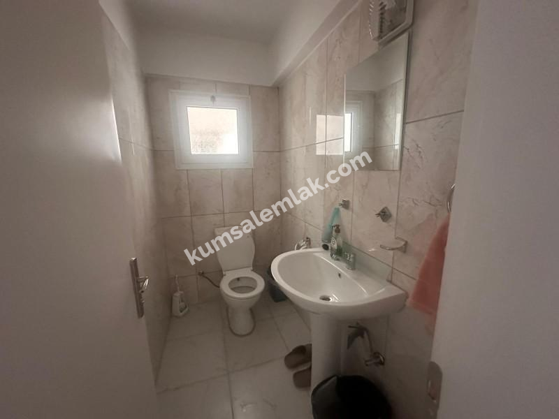 LEFKOŞA KUMSAL'DA  TÜRK MALI  SATILIK DAİRE