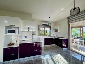 KKTC Girne Lapta Bölgesinde Satılık Eşyalı 3+1 Villa