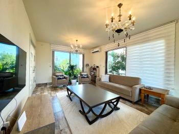 KKTC Girne Lapta Bölgesinde Satılık Eşyalı 3+1 Villa