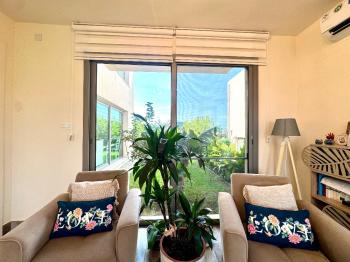 KKTC Girne Lapta Bölgesinde Satılık Eşyalı 3+1 Villa