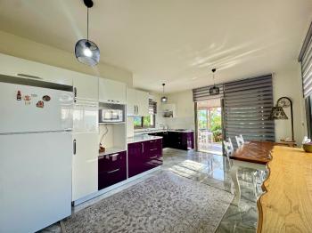 KKTC Girne Lapta Bölgesinde Satılık Eşyalı 3+1 Villa